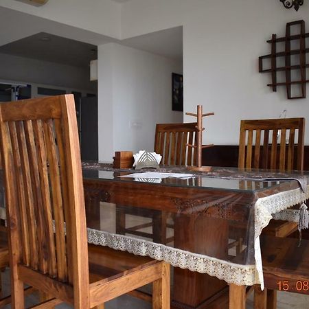 Isec Apartment Βομβάη Εξωτερικό φωτογραφία